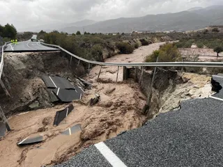 Los efectos de la DANA en la carretera A-334. - EUROPA PRESS