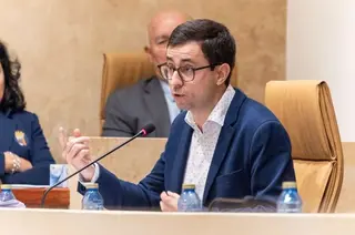 José Mateos en un pleno del Ayuntamiento de Salamanca - Foto: PSOE