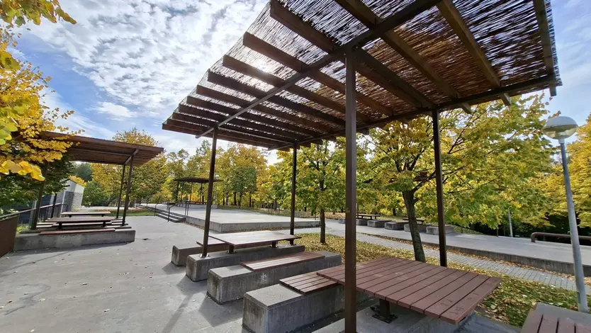 Pérgolas construidas en el parque de Würzburg en una foto facilitada por el Ayuntamiento de Salamanca