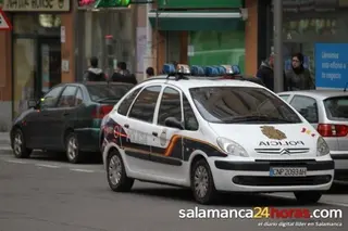 Detenido por hurtar 400 euros y un colgante de oro de una taquilla en un almacén