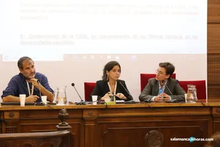 Clínca de Acción Jurídica Salón de Grados Faculad de Derecho (8)