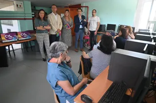 La Junta destina 7,75 millones de euros para formar en competencias digitales a más de 33.000 castellanos y leoneses que residen en el medio rural de la Comunidad