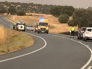 Accidente de un motorista en Santa Marta de Tormes | FOTO SALAMANCA24HORAS.COM