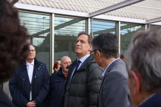 Carlos García Carbayo, visita el nuevo centro de mayores de Chamberí junto a representantes de asociaciones de mayores y de vecinos de los barrios trastormesinos