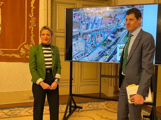 La concejala de Medio Ambiente, María José Coca presentando la renovación de tuberías del barrio de Chamberí. Fotos S24H