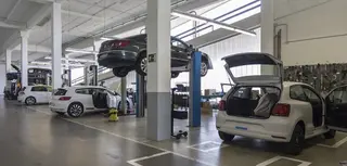 Los empresarios destacan la caída de casi un 4% en la venta de coches a particulares por la falta de estímulos