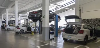 Los empresarios destacan la caída de casi un 4% en la venta de coches a particulares por la falta de estímulos