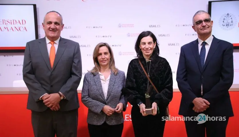 Marta M. Alonso recoge el Premio XIV Premio Nacional de Investigación en Cáncer Doctores Diz Pintado