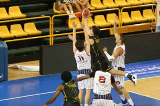 Imagen del CB Tormes - Santo Domingo Betanzos / FOTO SALAMANCA24HORAS.COM