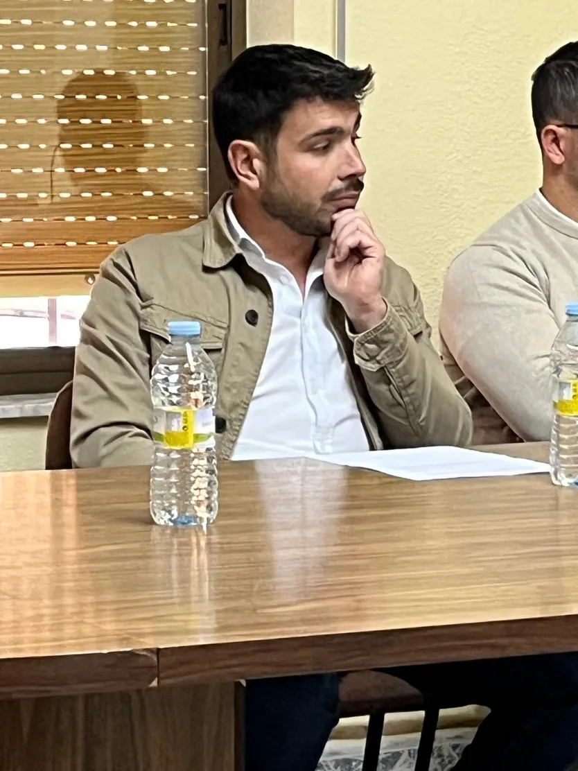 Héctor García, alcalde de Topas