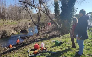 Limpieza margen izquierda del río