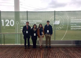 Los becados castellanos y leoneses de Iberdrola visitan el campus de San Agustín de Guadalix