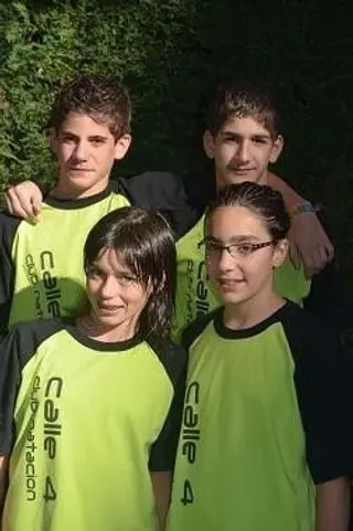 Cuatro nadadores del Calle 4 de Salamanca, con la selección regional de edad escolar