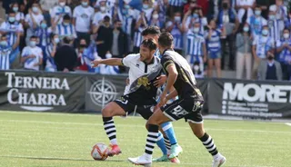 Espina, en el partido ante el Deportivo / FOTO SALAMANCA24HORAS.COM