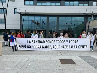 Concentración frente al hospital de Salamanca. Fotos S24H (5)