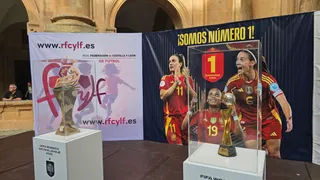 Encuentro con la Selección Nacional Femenina de la Real Federación Española de Fútbol