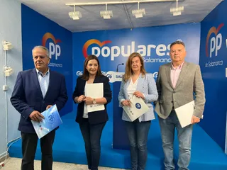 José María Sánchez, Rosa Esteban, María del Carmen Sánchez y Raúl Hernández procuradores salmantinos PP.
