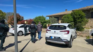 Registran un chalet de grandes dimensiones propiedad de José Luis Pascual en Trabanca