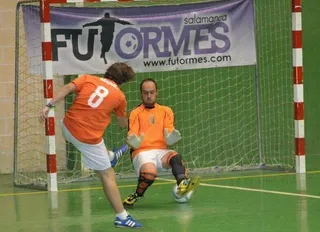 La Copa Futormes de fútbol sala avanza hasta las semifinales