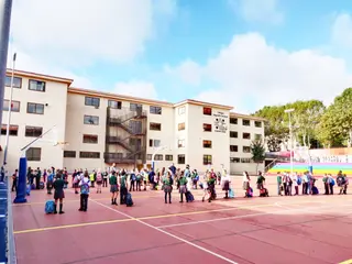 Patios de colegios. Foto S24H