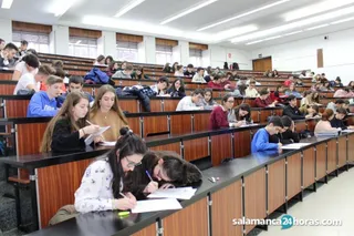 Estudiantes usal examen charlas seminario alumnos (3)