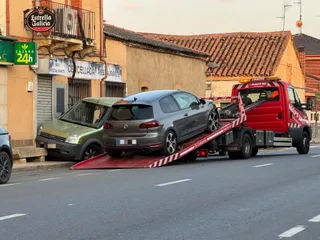 Colisión con vehículo aparcado en Doñinos de Salamanca | Belén Hurtado