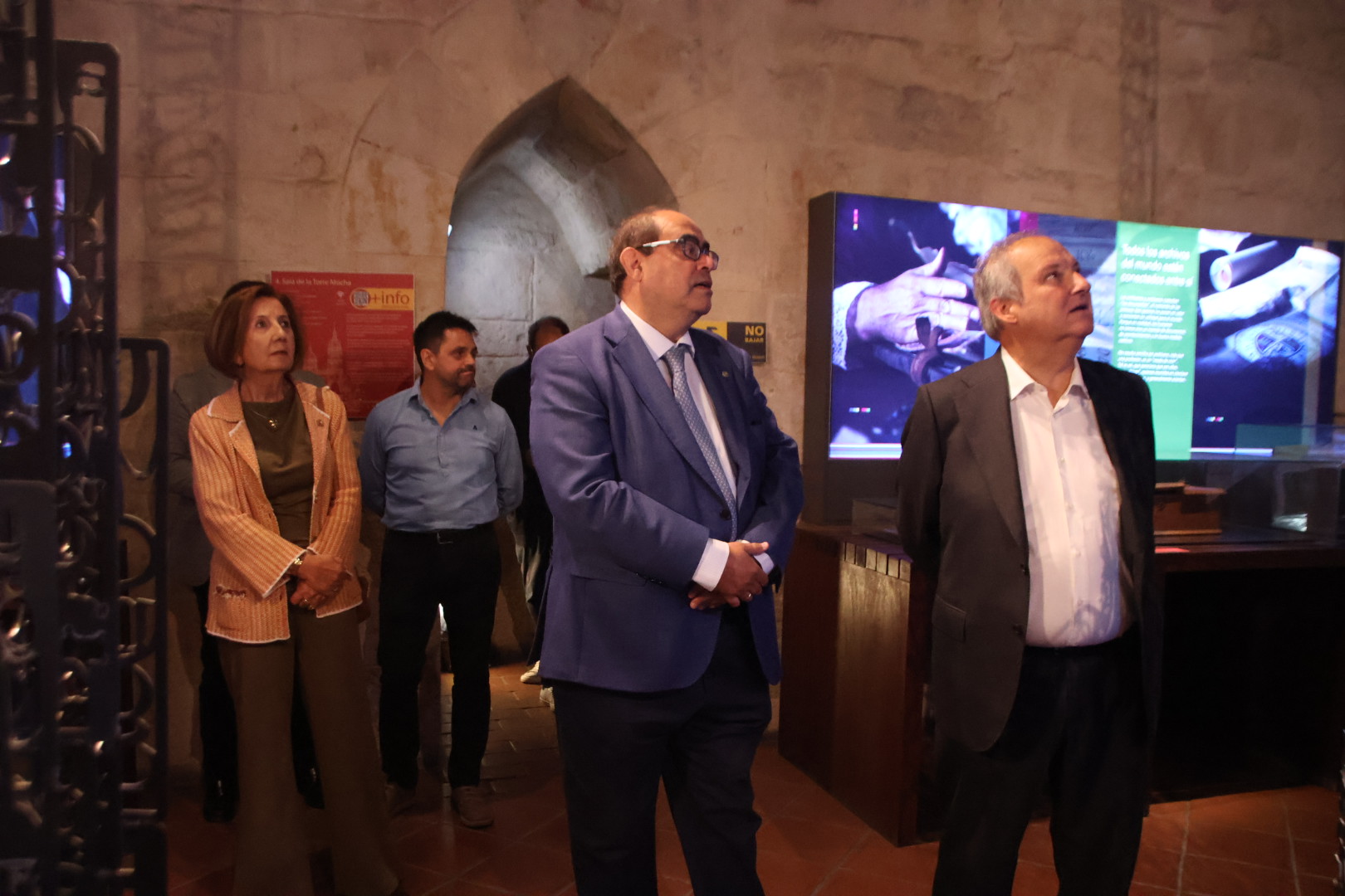 El Ministro De Industria Y Turismo, Jordi Hereu, Visita Las Actuaciones Realizadas En La Catedral De Salamanca (9)