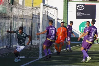 Toti celebra su gol ante el Palencia Cristo Atlético | FOTO SALAMANCA24HORAS.COM