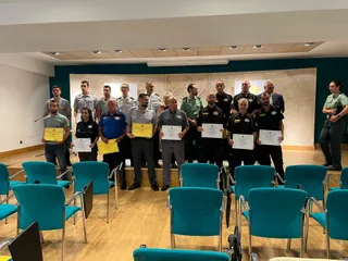 Acto en reconocimiento a los Vigilantes de Seguridad por su labor recibiendo algunos de ellos menciones honoríficas otorgadas por policía nacional y guardia civil