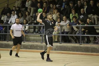 El BM Salamanca pierde a dos jugadores más