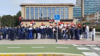 Protesta CGT explanada Clínico