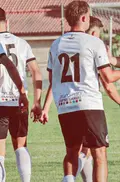 Asier abrió el marcador y el ‘tiburón’ firmó un doblete en apenas media hora para poner el 0-3