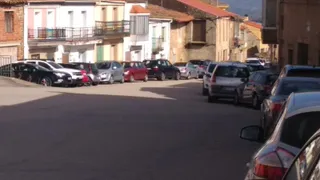 GALERÍA | Gran afluencia al Pozo de los Humos y coches aparcados en Masueco