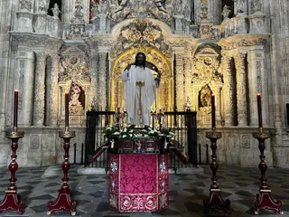 Procesión de Corpus por las calles del centro de la ciudad