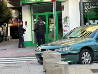 Policía Nacional identifica a dos jóvenes tras robar y destrozar una bicicleta. Foto S24H