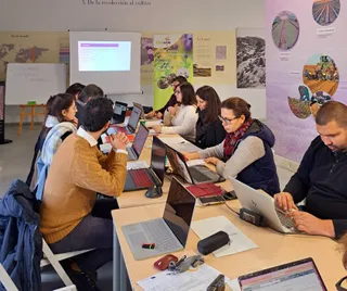 La Universidad de Salamanca reúne a los socios del proyecto europeo Eco Oils para conocer el cultivo de lavanda
