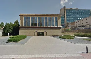 Escuela de enfermería y fisioterapia