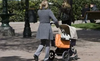 CSIF reclama un calendario de aplicación para igualar los permisos de maternidad y paternidad