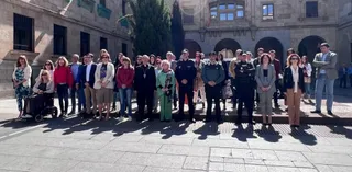 Minuto de silencio ante la Subdelegación del Gobierno en Salamanca