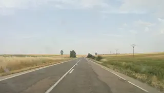 Tramo de la A114 entre Garcihernández y La Nava de Sotrobal
