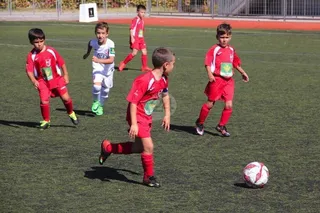 La lluvia vuelve a amenazar la jornada del fútbol base