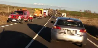 Fallece el conductor del coche que colisionó con un camión en Peralejos de Abajo