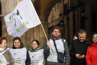 PACMA se manifiesta contra la exclusión de los perros de caza en la ley de bienestar