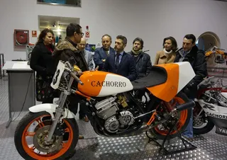 Exposición motocicletas cachorro (16) (Copy)