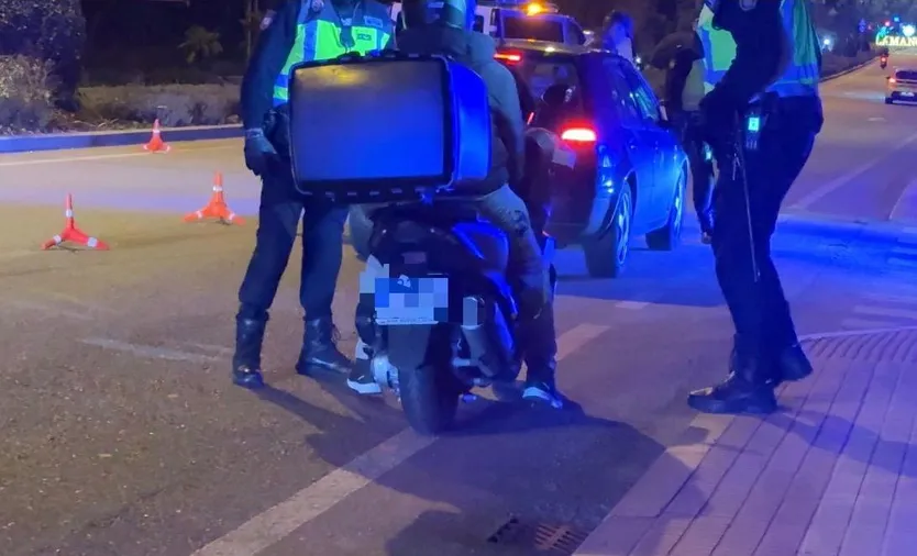 Control de la Policía Nacional por el Fin de Universitario