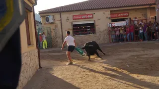 Fiestas en Topas 2017: toro de cajón