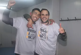 Juan García y Raúl Fuentes celebran el ascenso de Unionistas a División de Honor | FOTO SALAMANCA24HORAS.COM