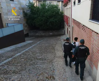 La Guardia Civil de Salamanca desarticula un grupo criminal especializado en robos con fuerza en viviendas | Guardia Civil