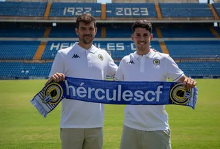 Carlos de la Nava, en su presentación en el Hércules junto a Roger Colomina | FOTO HÉRCULES CF