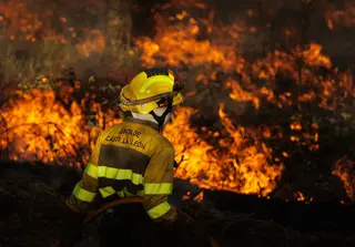 Incendio forestal en El Payo, ICAL José Vicente (9).jpg